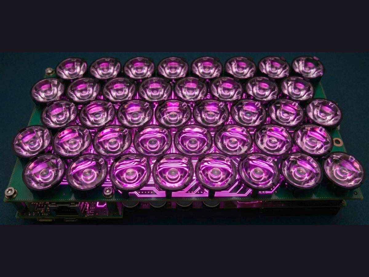 Referenzprojekt: Netzwerkblitz mit LED-Kollimatoren